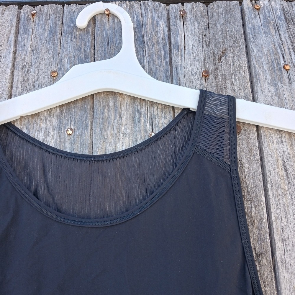 Lululemon Womens Size 4 Black Sculpt ll Mesh Panels Relaxed Active Tank Top - Picture 3 of 7